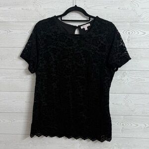 Teddy Rose Women’s Black Velour Lace Short Sleeve Top. Size XL